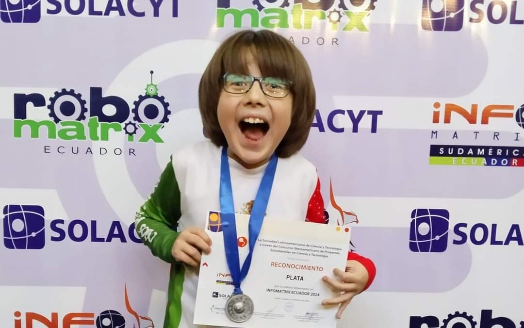 Samuel Said Espinoza Urías gana medalla de plata en la Infomatrix 2024