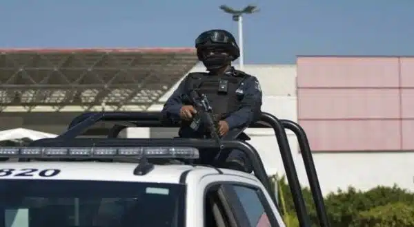 Se desata balacera entre policías y delincuentes en Veracruz; tres muertos