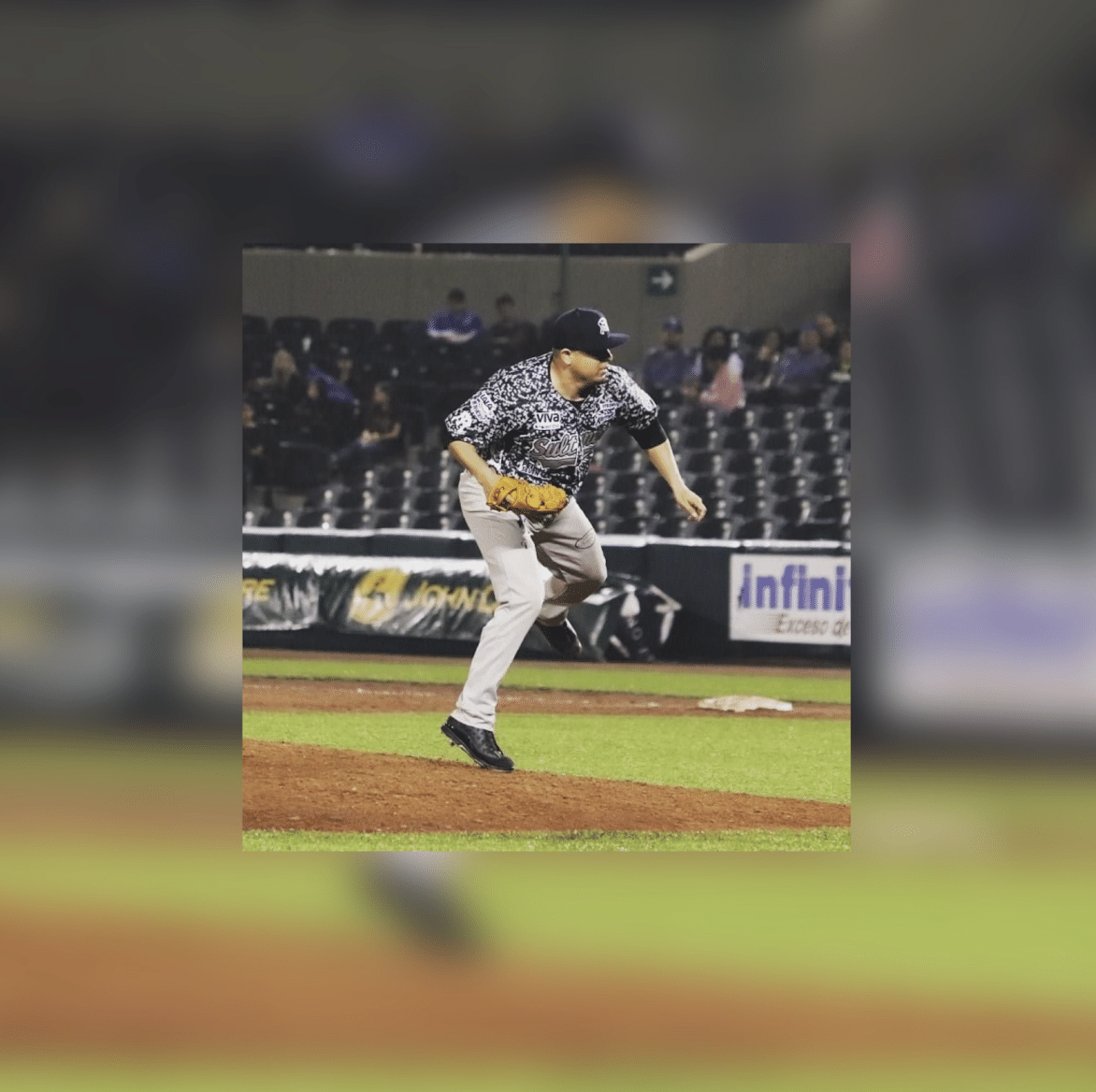 Lanza Thomas Melgarejo con los Sultanes de Monterrey