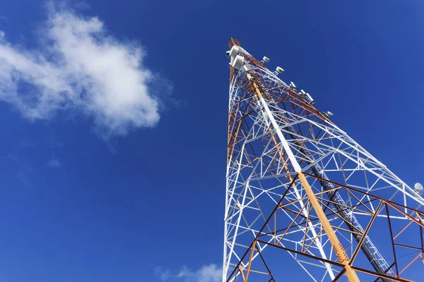 Se roban torre de radio en Alabama