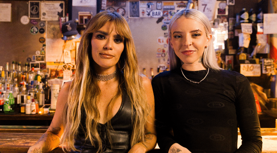 Kany García y Young Miko.