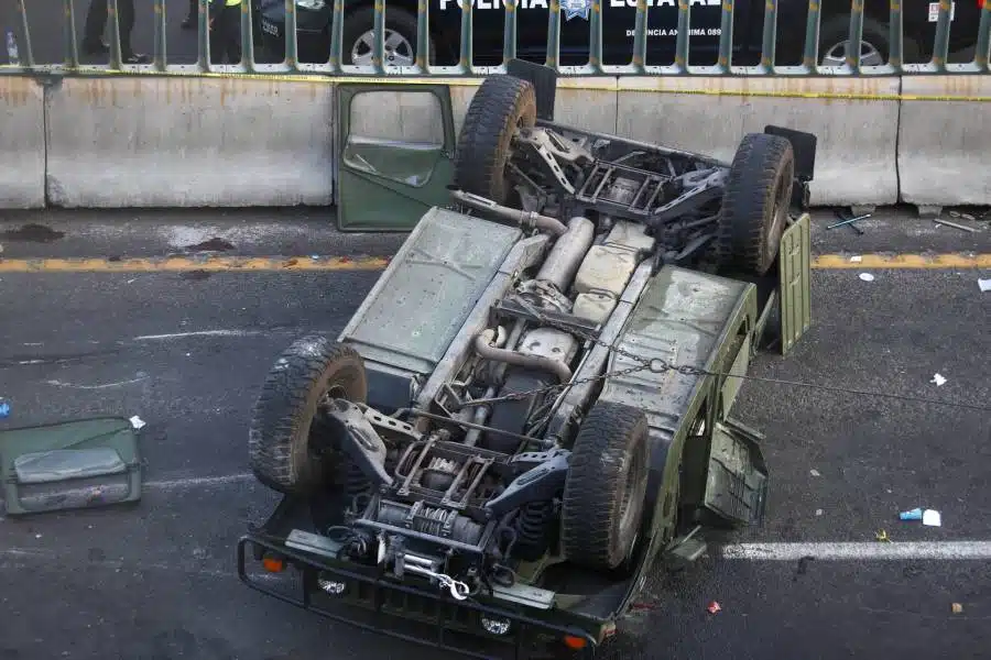 Accidente en la autopista México - Pachuca deja un militar muerto