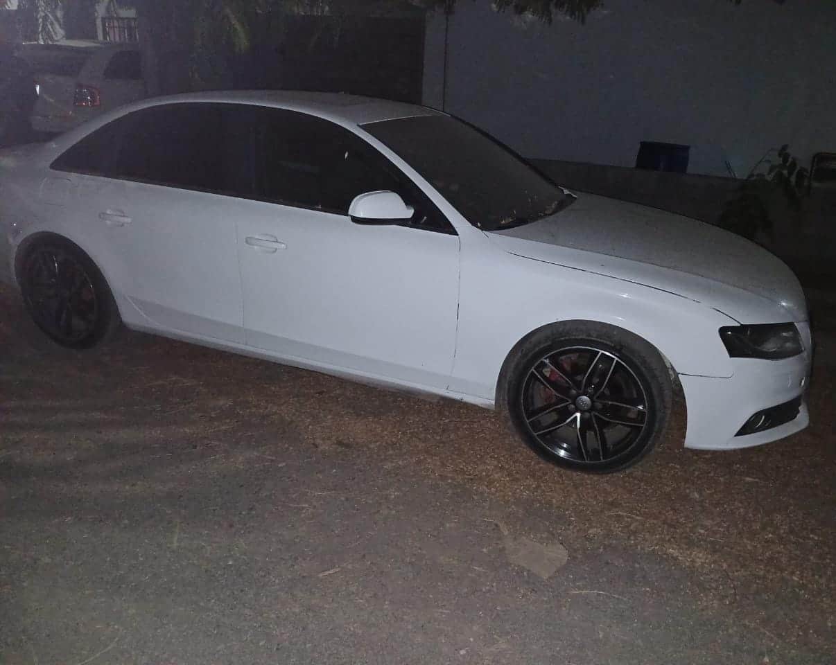 Carro robado y recuperado en Culiacán