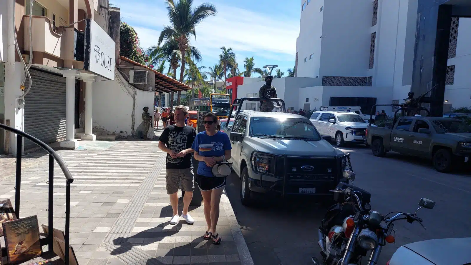 Patrullas en Mazatlán del Ejército