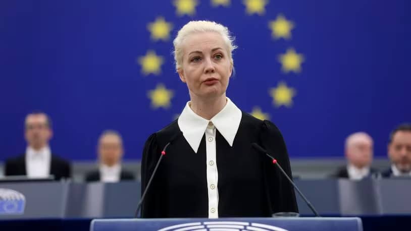Yulia Navalnaya da un discurso en el Parlamento Europeo