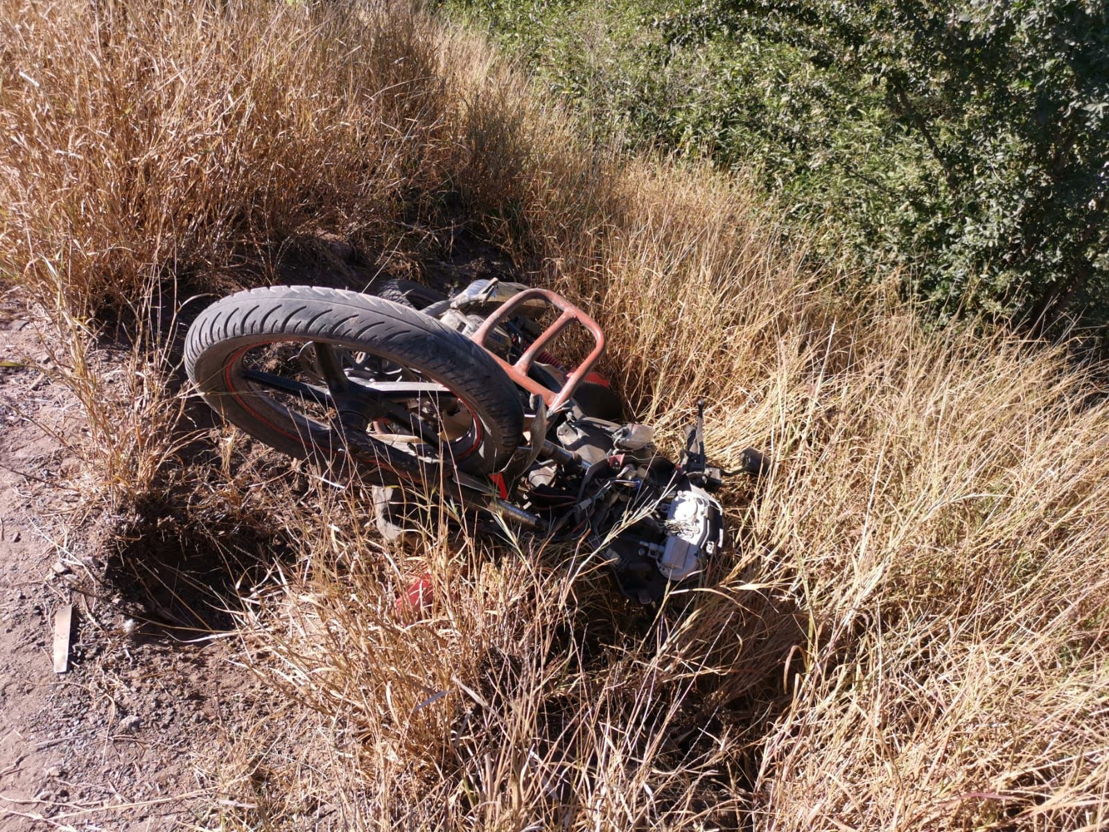 Motocicleta tras accidente