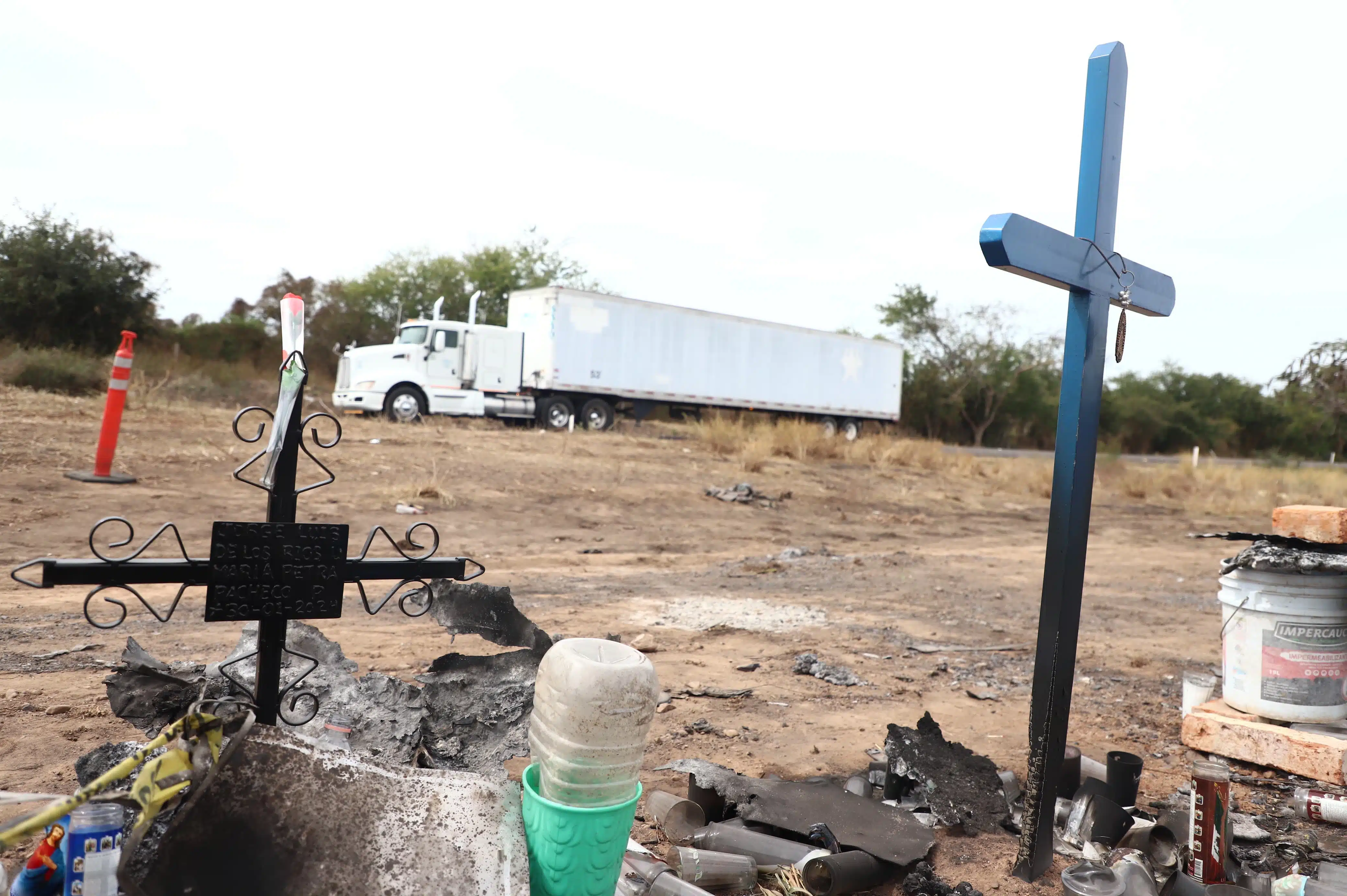 Cruces en zona de accidente de Elota