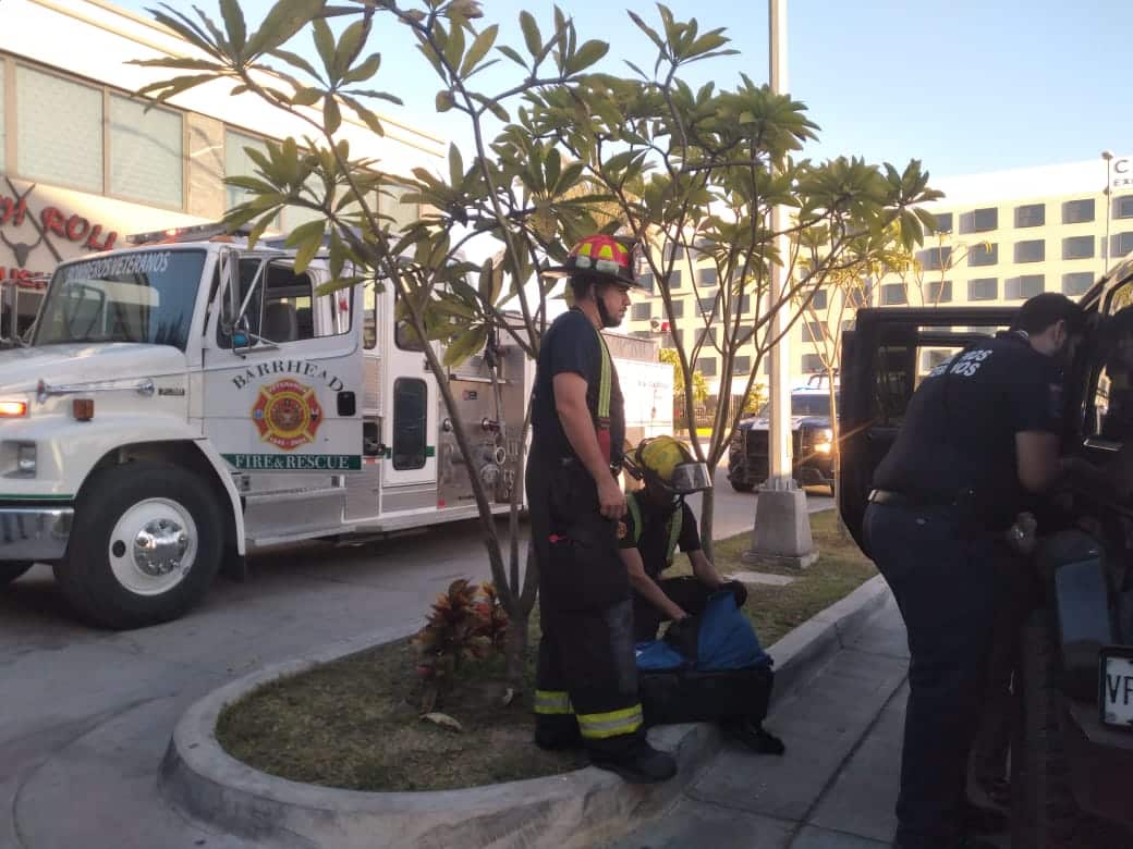 Paramédicos de Bomberos Veteranos Mazatlán
