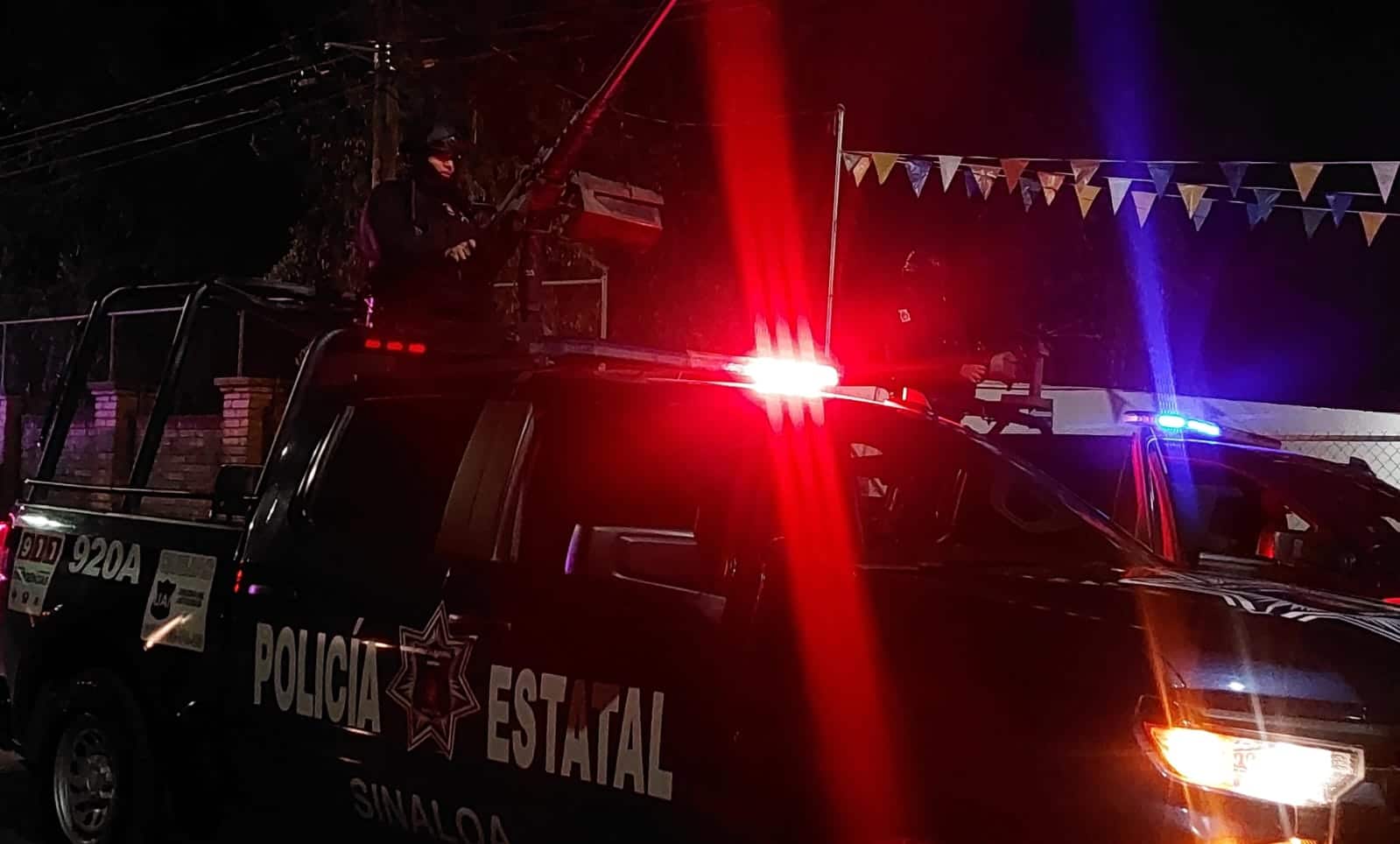 Agentes de la Policía Estatal y Municipal implementaron un operativo en la ciudad a fin de ubicar la unidad motriz.
