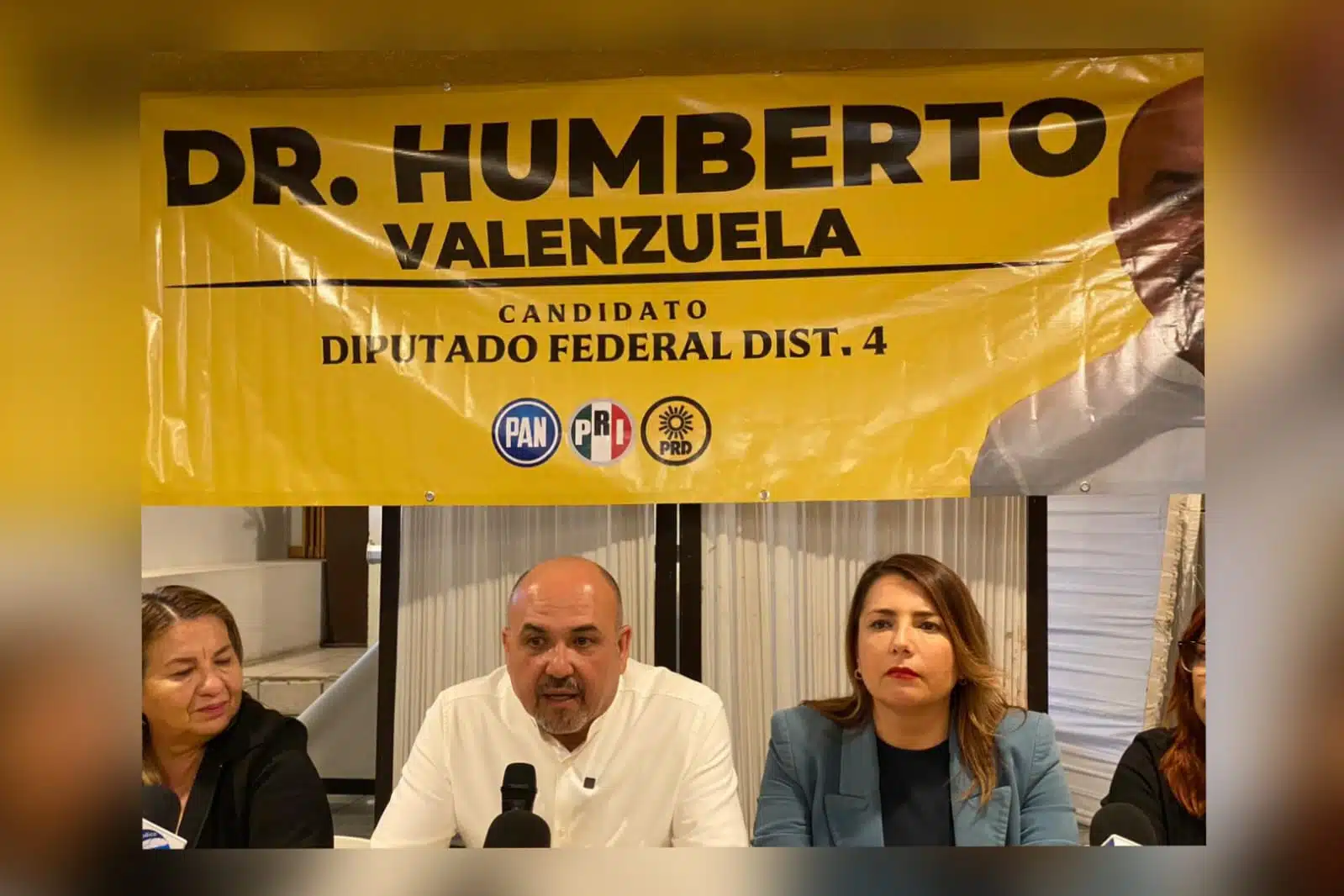 Humberto Valenzuela en conferencia de prensa