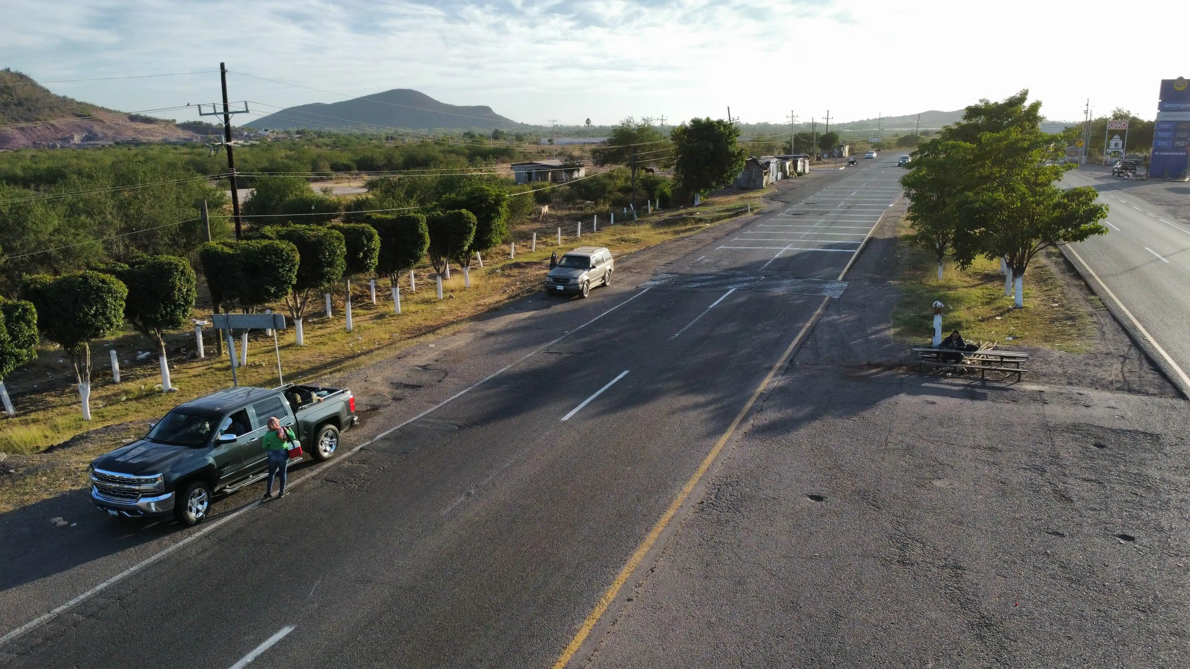 Carretera en mal estado en Ahome