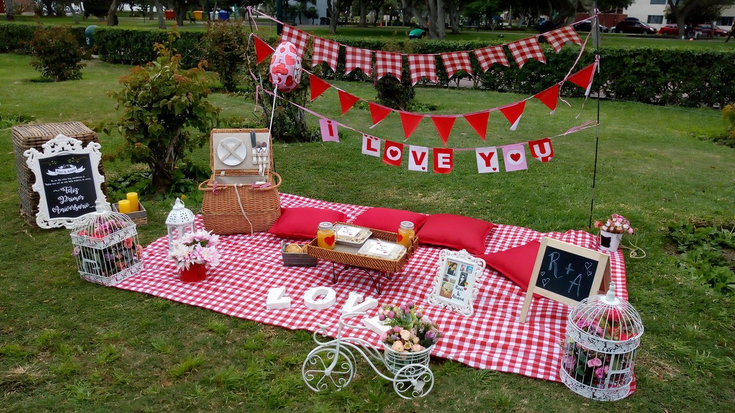 Picnic para festejar día del amor y la amistad