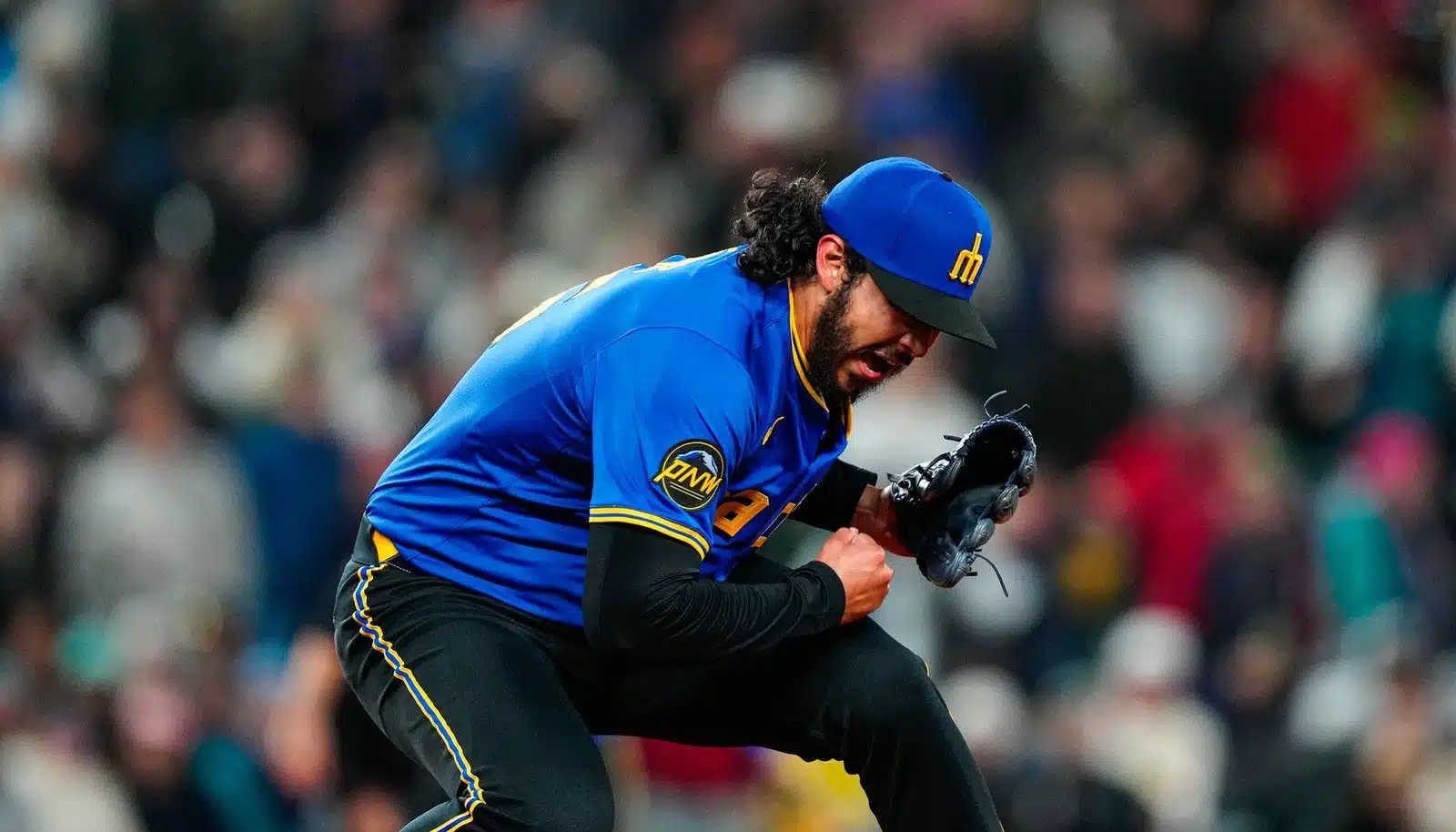 El mochitense Andrés Muñoz, logró salvamento de 4 outs en el 1-0 de los Marineros de Seattle sobre los Medias Rojas de Boston