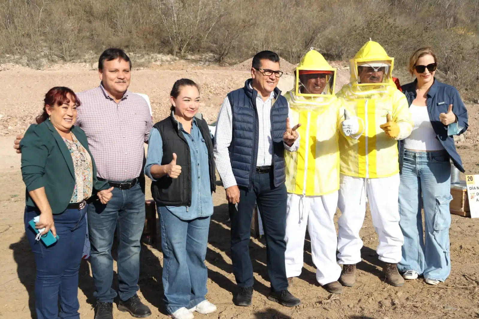 Autoridades municipales pactan proyecto para construir un apiario en el sitio donde se clausurará el basurón