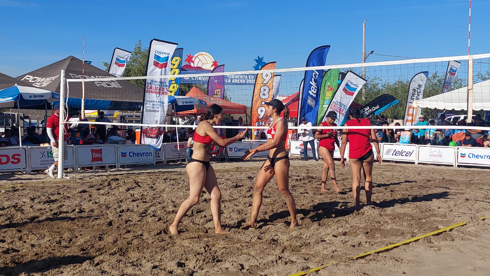 Las mochitenses Diana Gabriela Valdez y Assul López Estrada, campeonas del Torneo de Voleibol Playero Tormenta en la Arena edición 2022