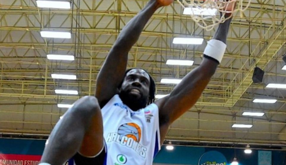 Juego entre Venados Basketball y Halcones de Obregón
