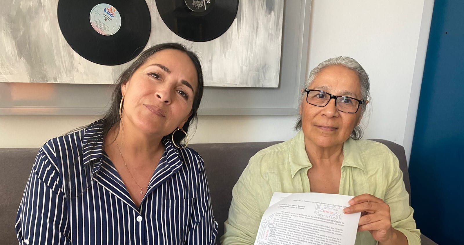 Miembros de Prestadores de Servicios Turísticos A. C. con una solicitud para el Ayuntamiento de Ahome