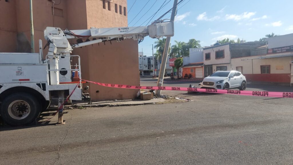 El accidente ocurrió en el cruce de la avenida Venustiano Carranza y Francisco Villa  del sector Centro.