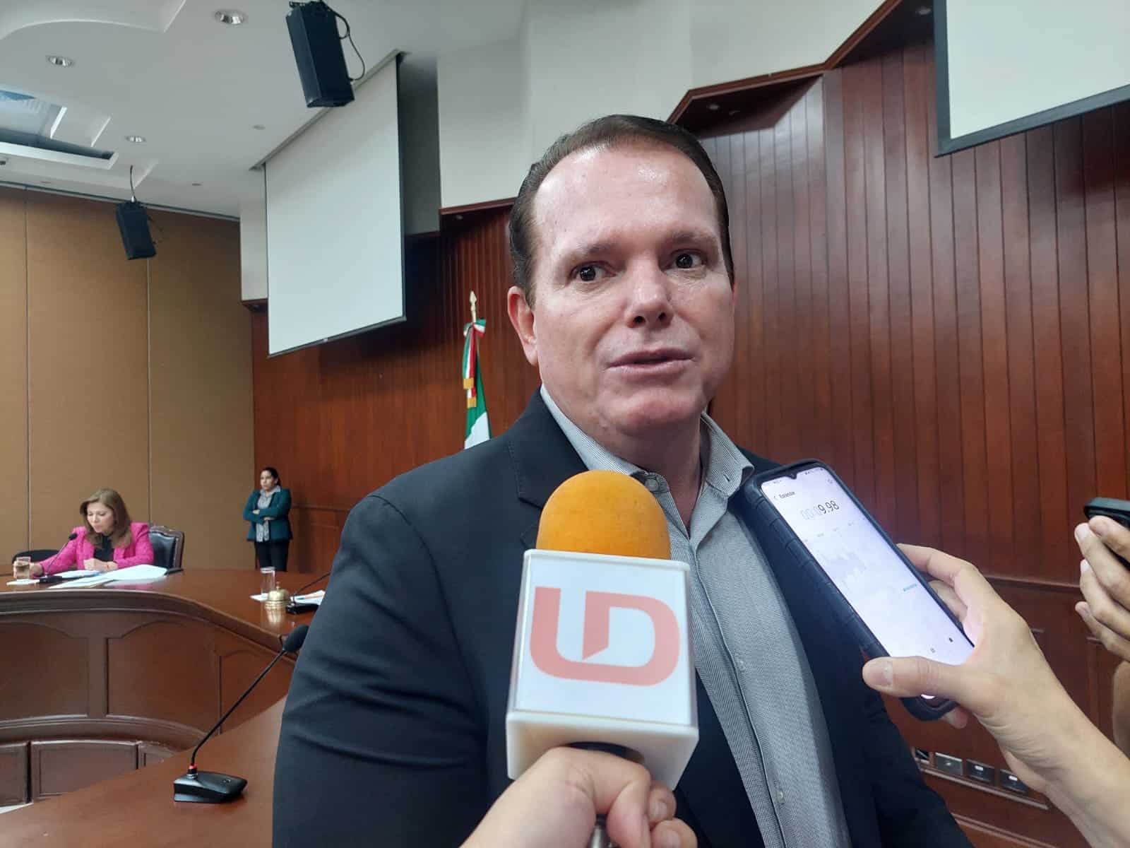presidente de dicha comisión, Adolfo Beltrán Corrales.