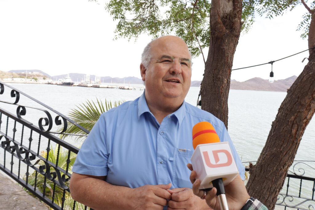 Armando Villareal Ibarra en entrevista con Línea Directa en Ahome