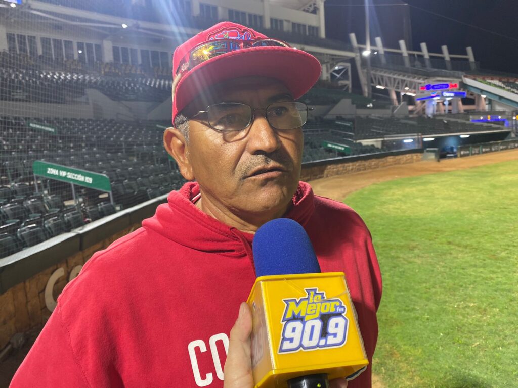 Carlos Valencia, manager de la Tribu del Mayo de Navojoa, en entrevista con La Mejor 90.9 FM y 540 AM