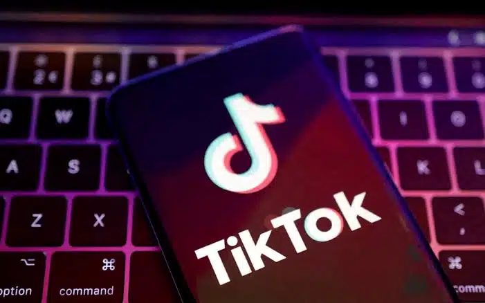 China llama delincuente a Estados Unidos tras voto de ley contra TikTok