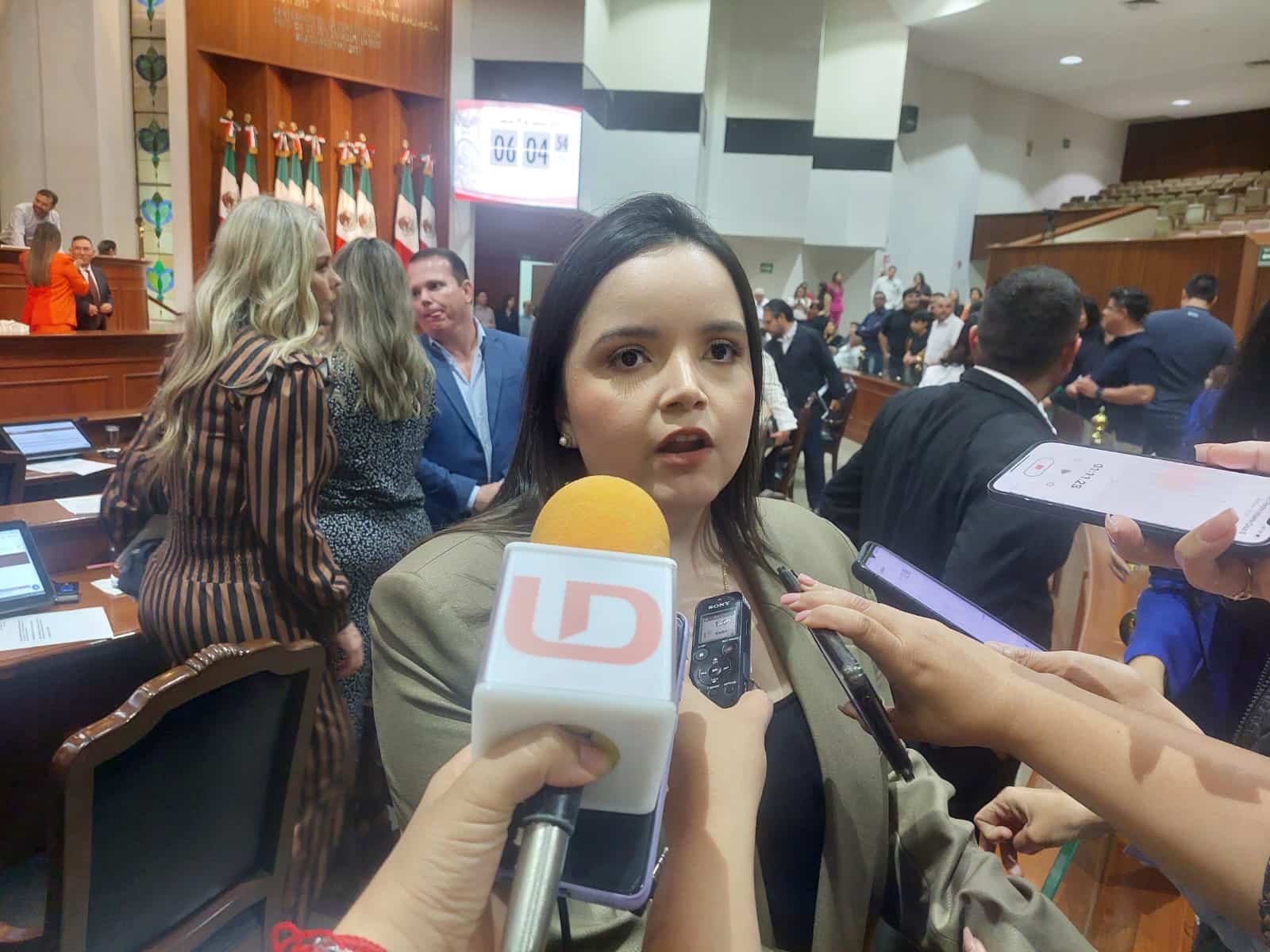 Cinthia Valenzuela Langarica fue una de los 25 diputados que solicitaron licencia para separarse del cargo.