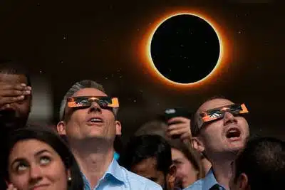 Condado texano emite Estado de Emergencia por eclipse total de sol