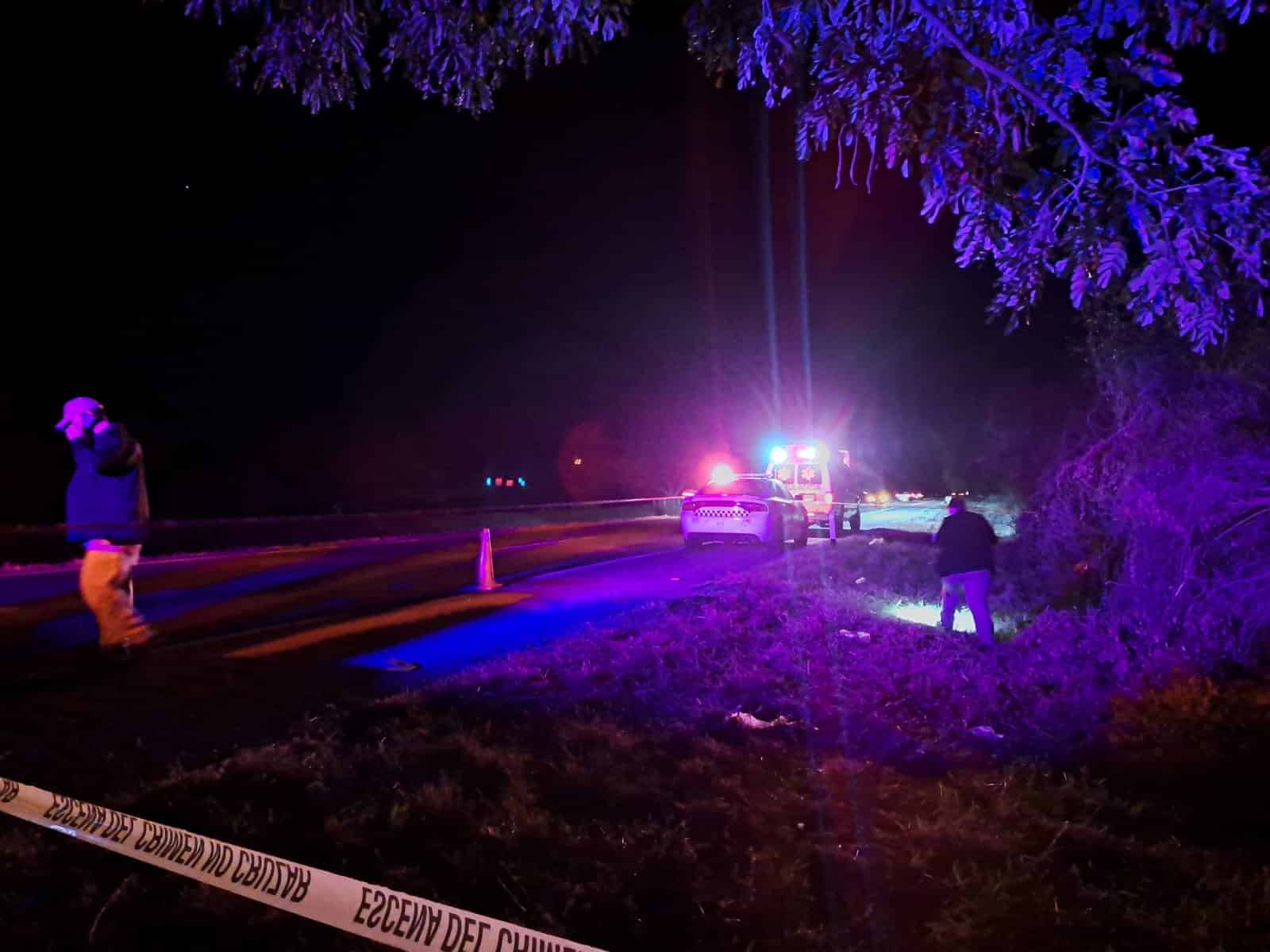 Sin vida y semidesnudo encuentran a un hombre en la maxipista Culiacán-Mazatlán, en Quilá