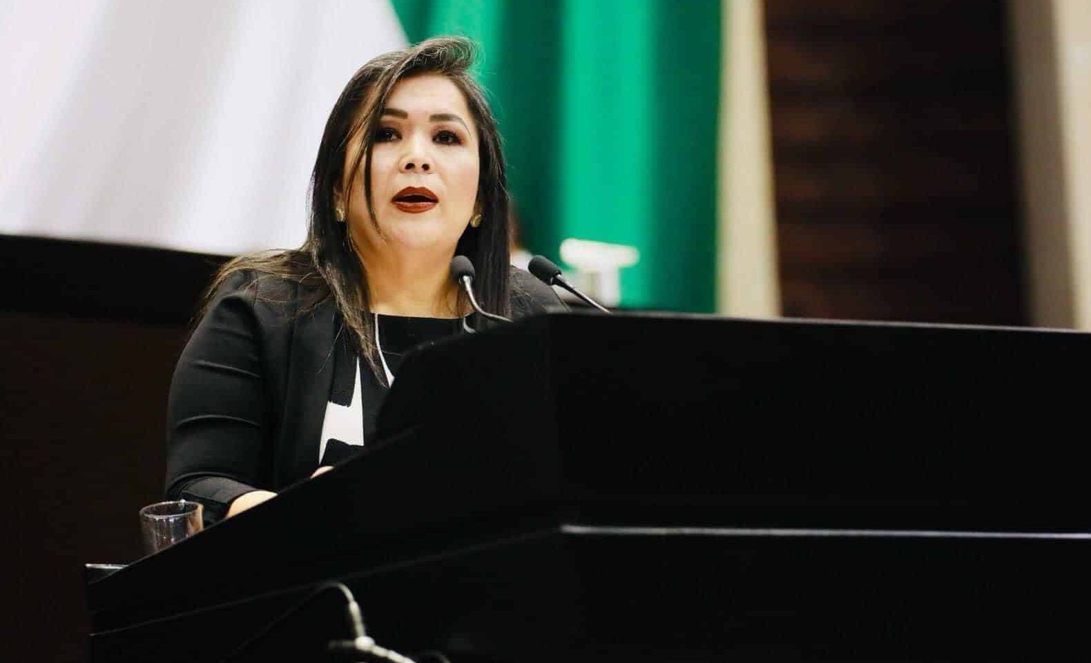 Diputada Ana Elizabeth Ayala Leyva