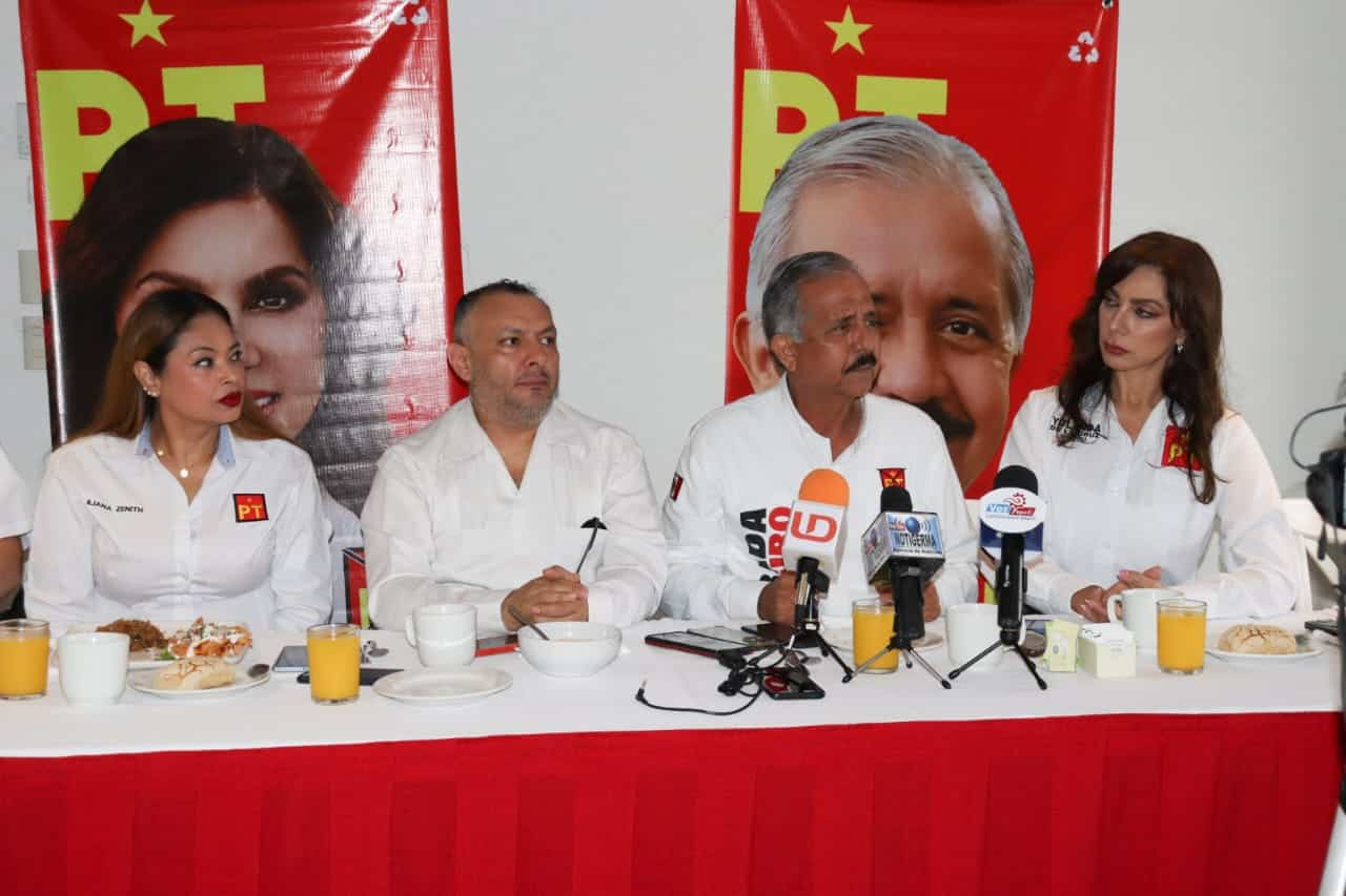 Jesús Estrada Ferreiro y Yolanda de la Cruz Cárdenas, candidatos del Partido del Trabajo al Senado de la República, presentaron sus propuestas.