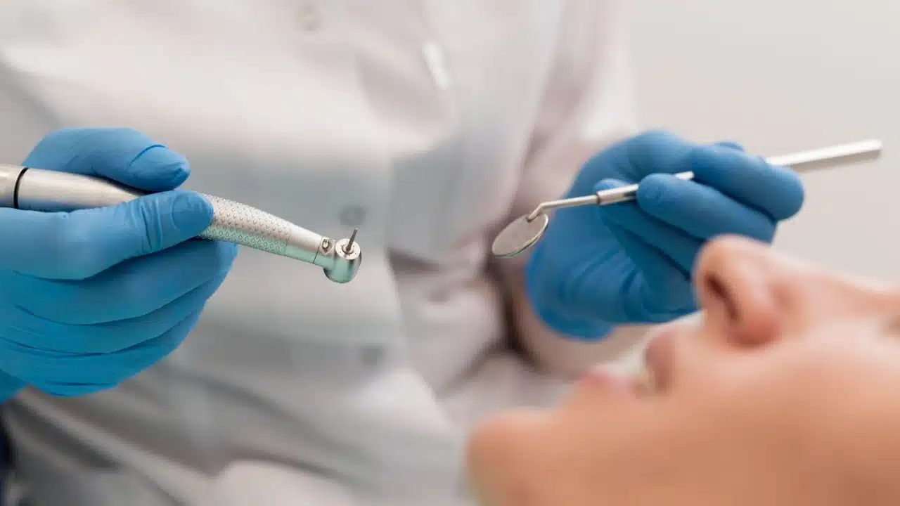 Expaciente asesina a su dentista en California; hay dos lesionados