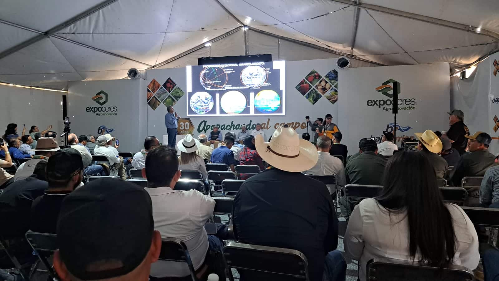 Conferencia de especialistas en Expoceres 2024