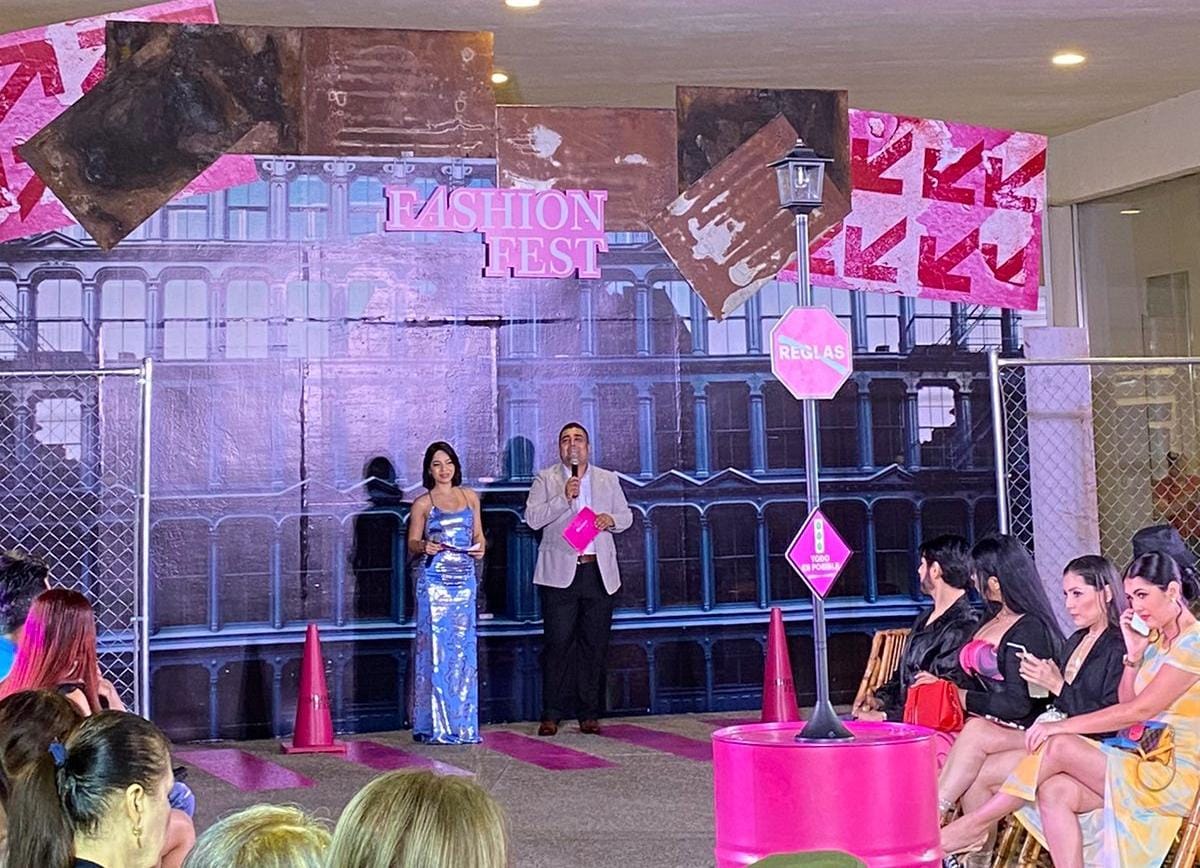 Pasarela del Fashion Fest de Liverpool Marina