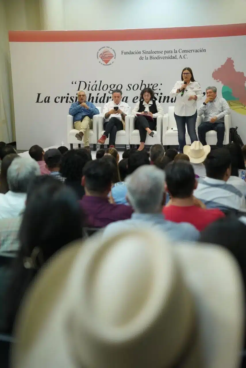 Los candidatos al Senado por Morena, Imelda Castro y Enrique Inzunza, presentes en el foro “Diálogo sobre la Crisis Hídrica en Sinaloa”