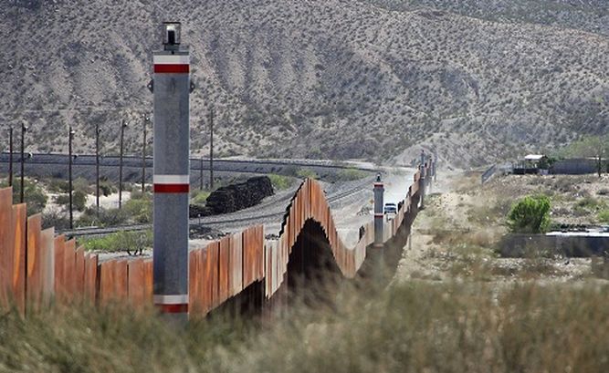 Corte Suprema suspende indefinidamente ley antimigrante de Texas