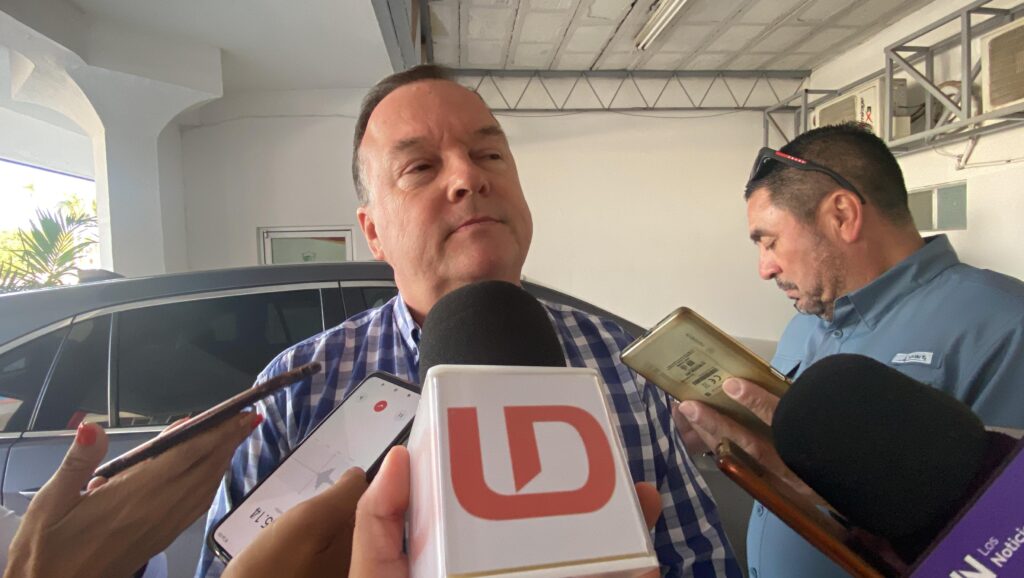 Alcalde sustituto de Ahome habla con Línea Directa y la prensa local