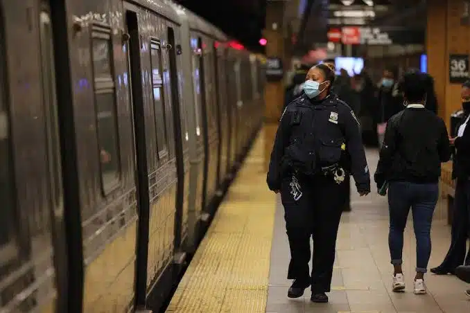 Guardia Nacional blindará metro de Nueva York tras aumento de violencia