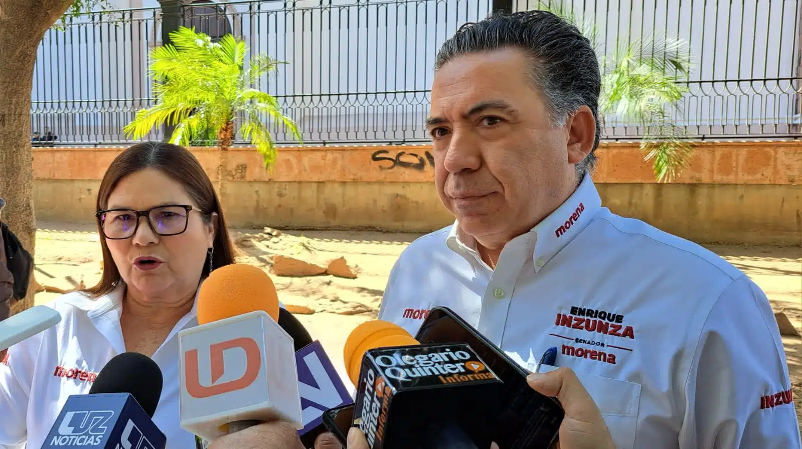 Imelda Castro y Enrique Inzunza en entrevista con los medios de comunicación en Culiacán