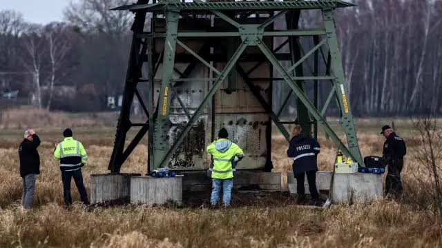 Incendio paraliza operaciones en fábrica de Tesla en Alemania