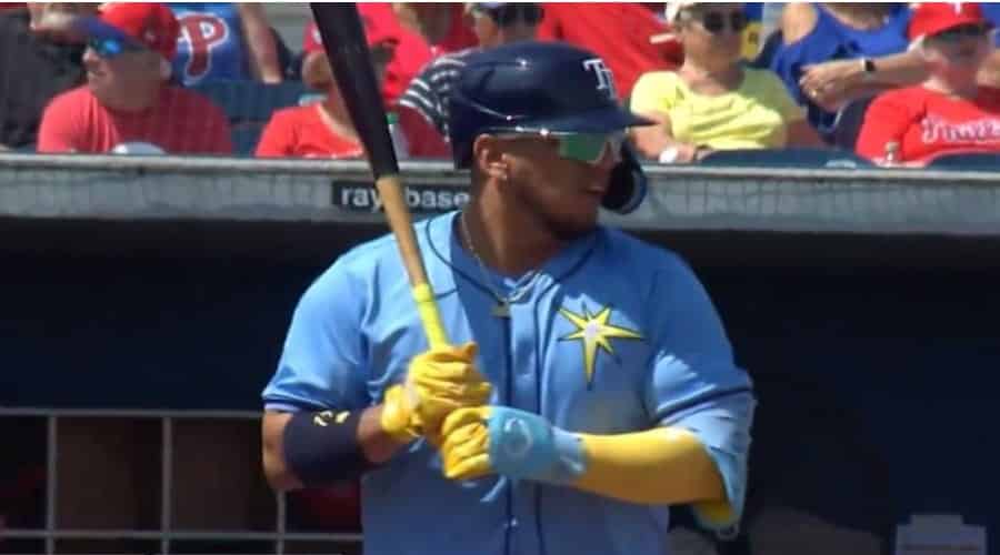 Isaac Paredes lució su bat desde el primer episodio.