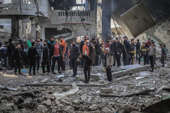 Israel bombardea Rafah pese a llamado a alto al fuego
