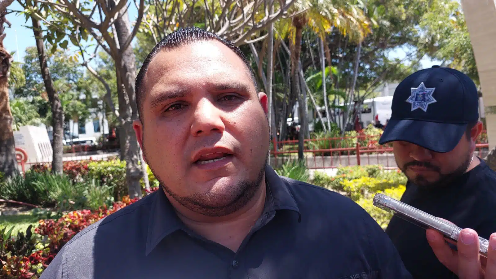 Jaime Othoniel Barrón Valdez, secretario de Seguridad Pública, en entrevista con los medios de comunicación en Mazatlán