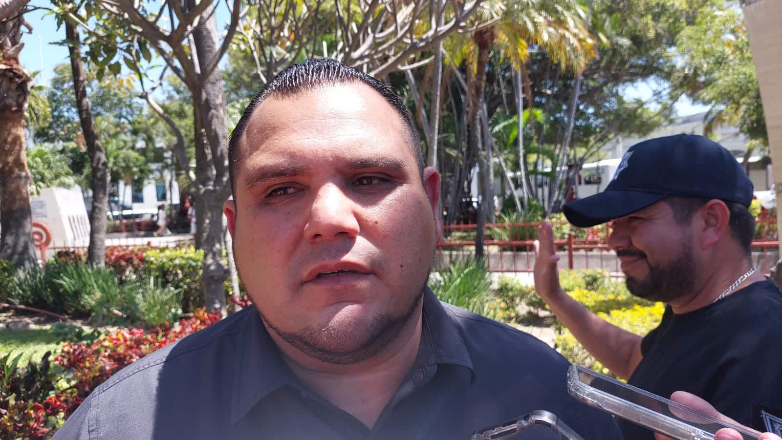 Jaime Othoniel Barrón Valdez, secretario de Seguridad Pública, en entrevista con los medios de comunicación en Mazatlán