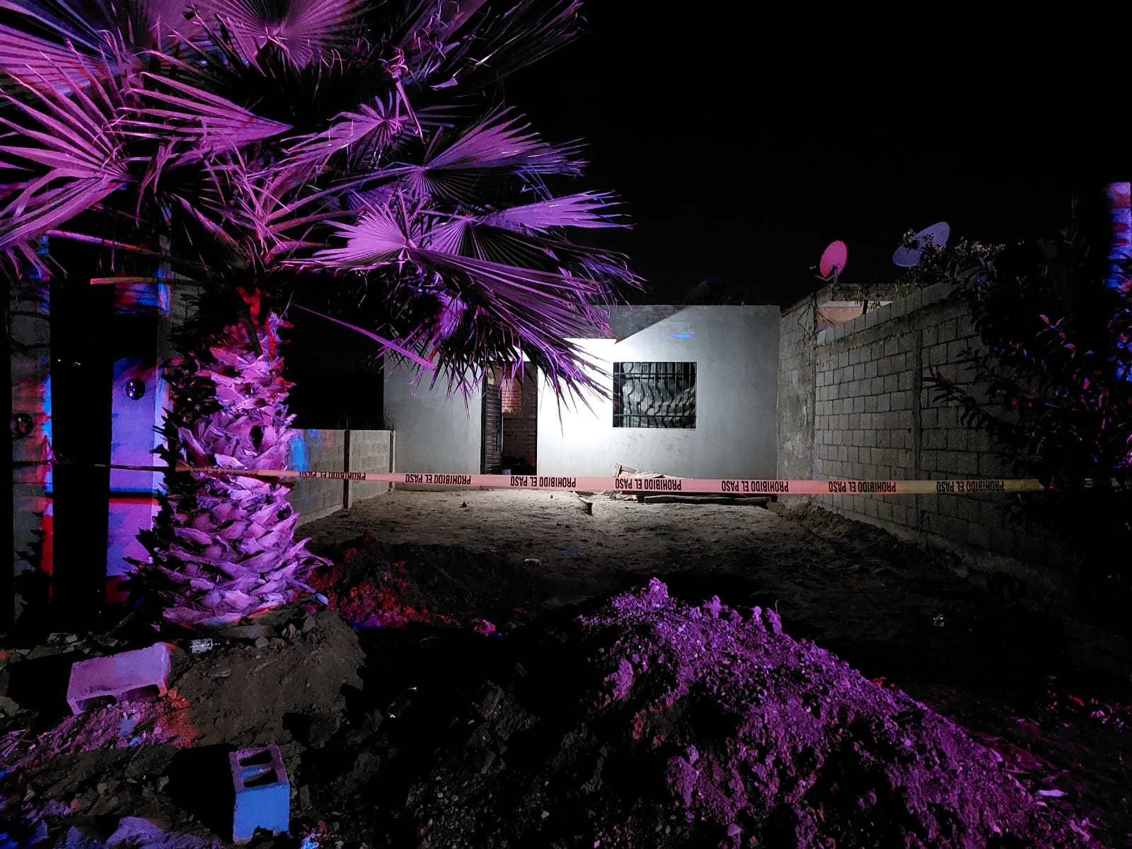 Cinta amarilla acordonando la casa de Jorge donde fue asesinado en Culiacán