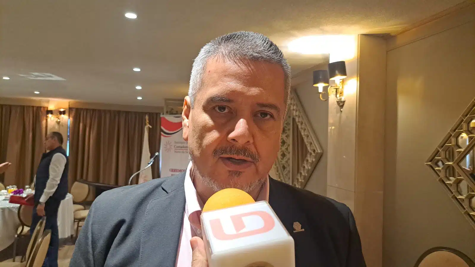 José Ramos Ortiz en entrevista con Línea Directa en Los Mochis