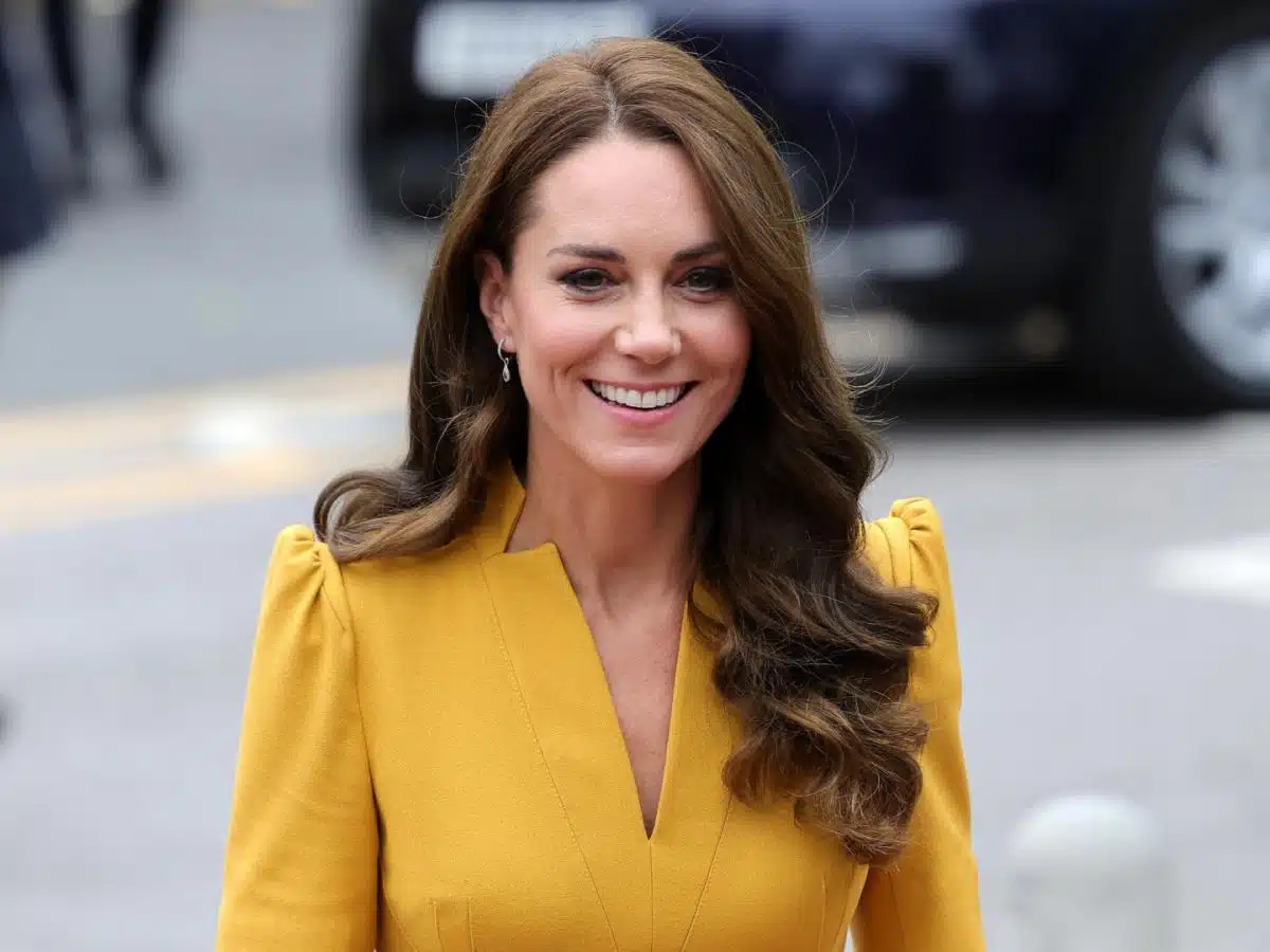 Comparten primera foto oficial de Kate Middleton tras 2 meses de ausencia