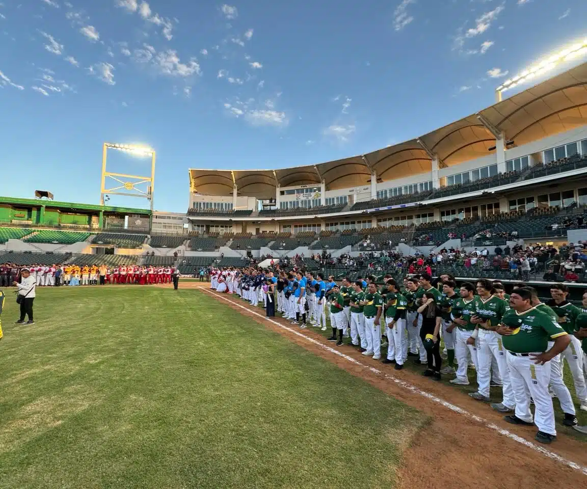 Inauguración de la Liga de Beisbol Chevron Clemente Grijalva en Los Mochis