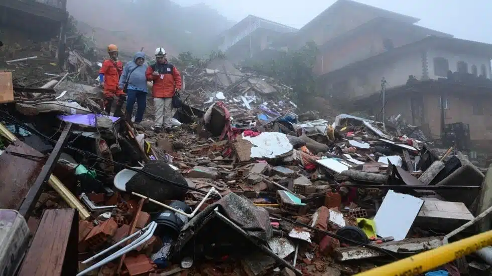 Lluvias torrenciales dejan 23 muertos en Brasil
