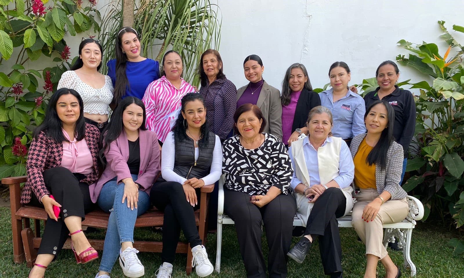 Grupo RSN realizó un encuentro interno para su personal femenino.
